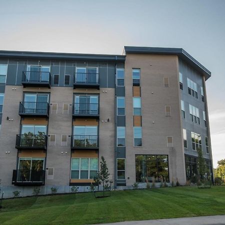 Frontdesk Core Apts Campustown Ames Exteriér fotografie